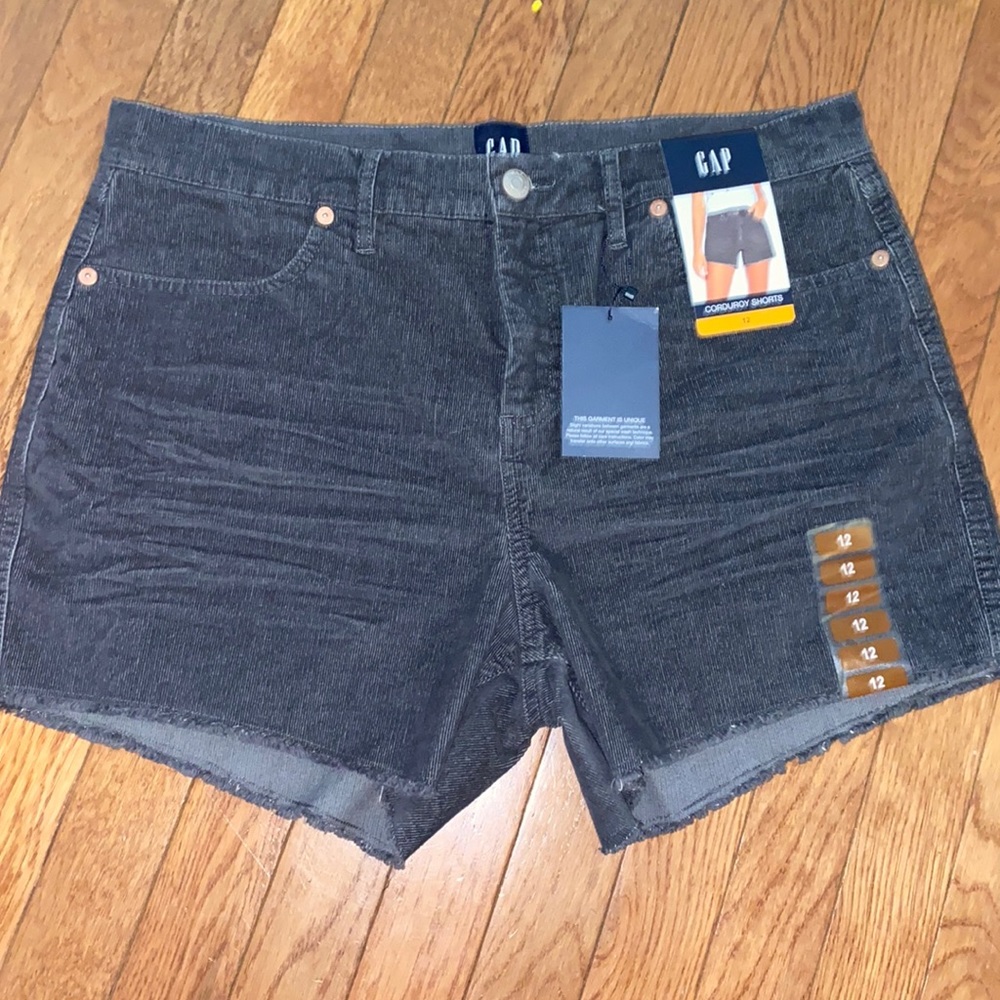 ☀️ GAP shirt size 12 NWT ☀️